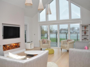 4 bed in South Cerney 72676
